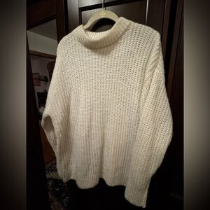 NWT women’s Old Navy sweater